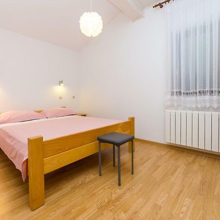 טרוגיר Apartments Rose מראה חיצוני תמונה