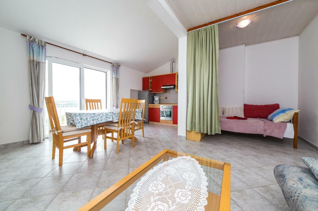 טרוגיר Apartments Rose מראה חיצוני תמונה