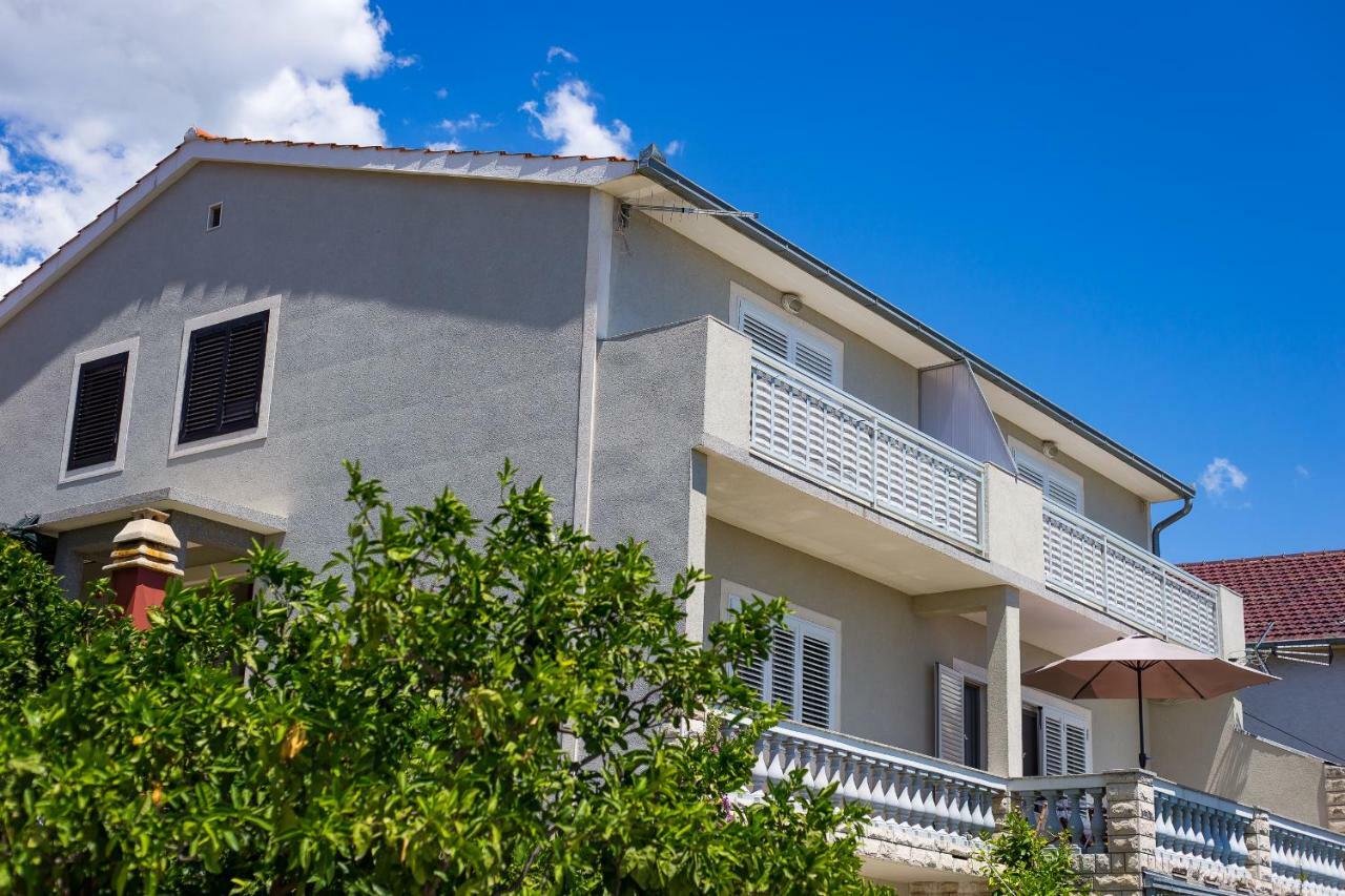 טרוגיר Apartments Rose מראה חיצוני תמונה